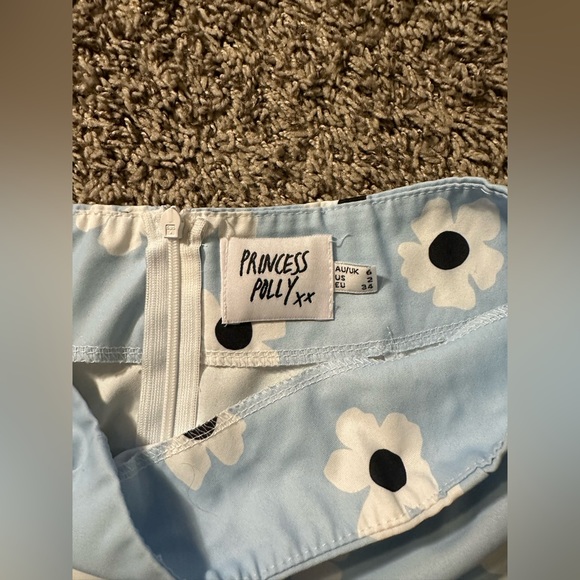 PRINCESS POLLY flower skirt - Picture 3 of 5